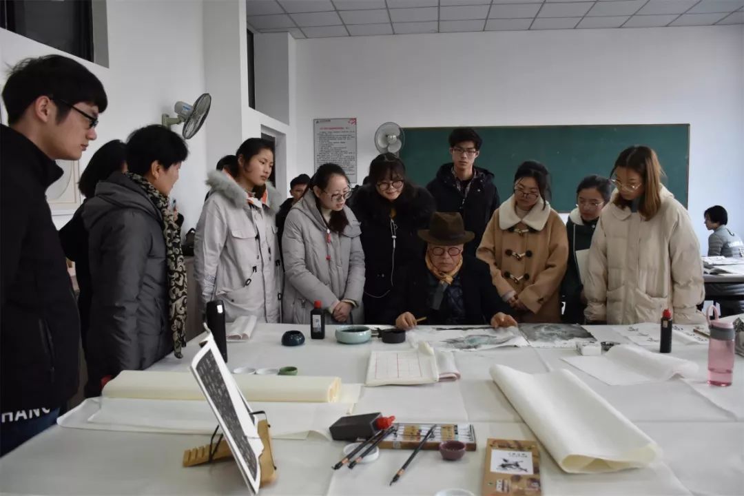 文艺名家进高校--省文联文艺小分队走进池州学院(图4)