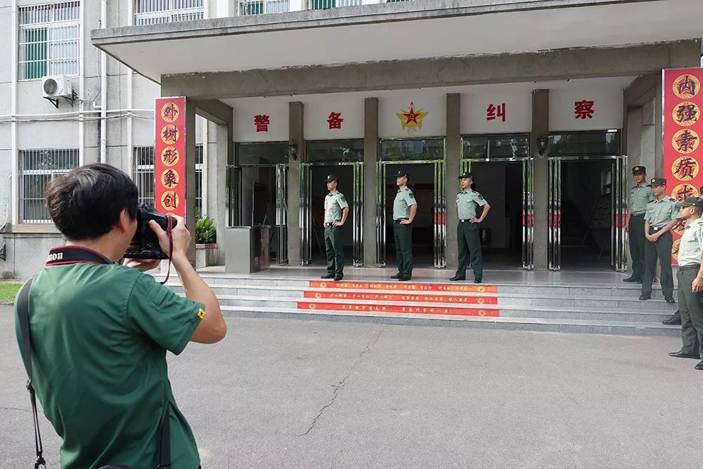 不忘初心跟党走 双拥共建一家亲 ——省文联文艺志愿服务走进省军区军营(图12)