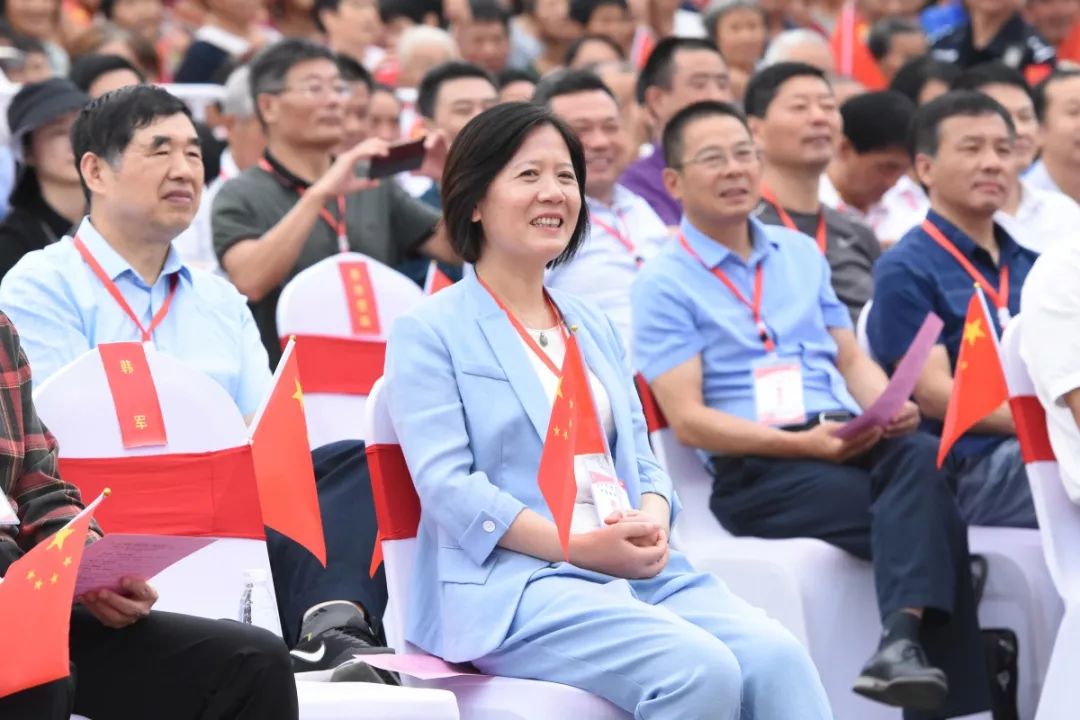 到人民中去！ | 省文联文艺志愿服务活动走进舒茶(图3)
