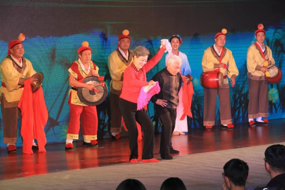 文艺名家进高校——省文联文艺小分队走进安徽理工大学(图26)