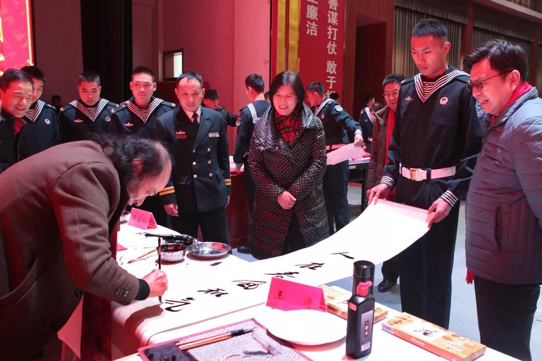 2020年“我们的中国梦”—文化进万家暨送“文化年货”系列活动｜省文联文艺志愿服务书画小分队走进军营(图7)