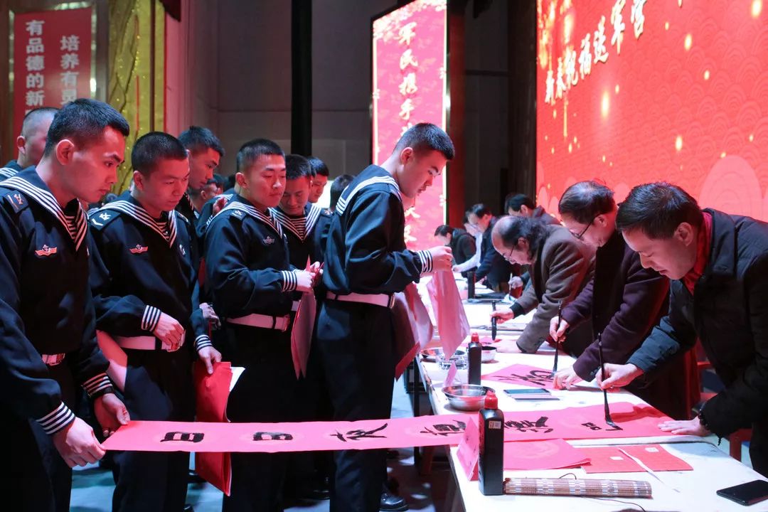 2020年“我们的中国梦”—文化进万家暨送“文化年货”系列活动｜省文联文艺志愿服务书画小分队走进军营(图11)