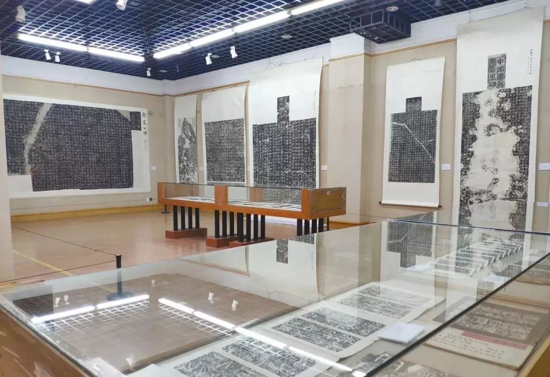 “庆祝中华人民共和国成立70周年——合肥市第六届书法大展”在亚明艺术馆开幕(图32)