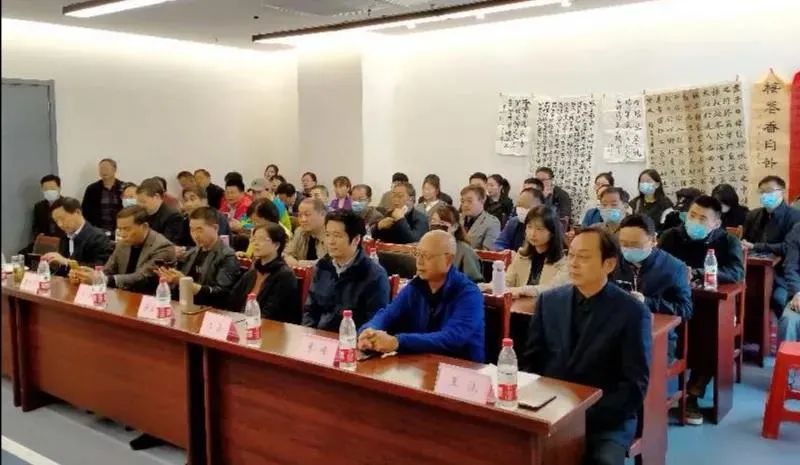 蚌埠市书法家协会举办2020年度新会员培训活动(图1) 蚌埠市书法家协会举办2020年度新会员培训活动(图1)