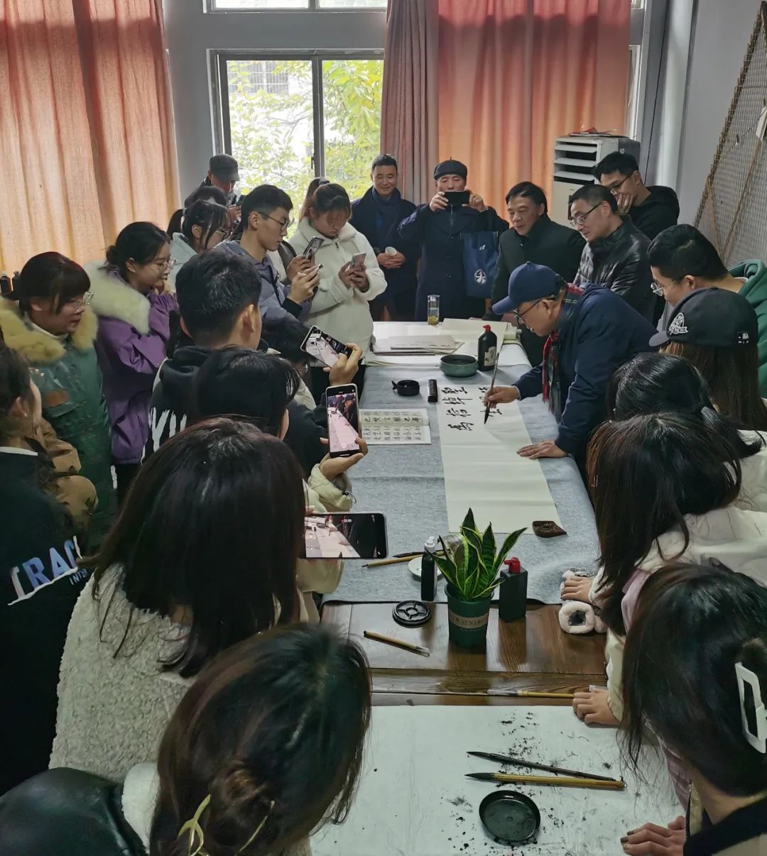 吴雪书法学术讲座在安徽师范大学美术学院举行(图4)