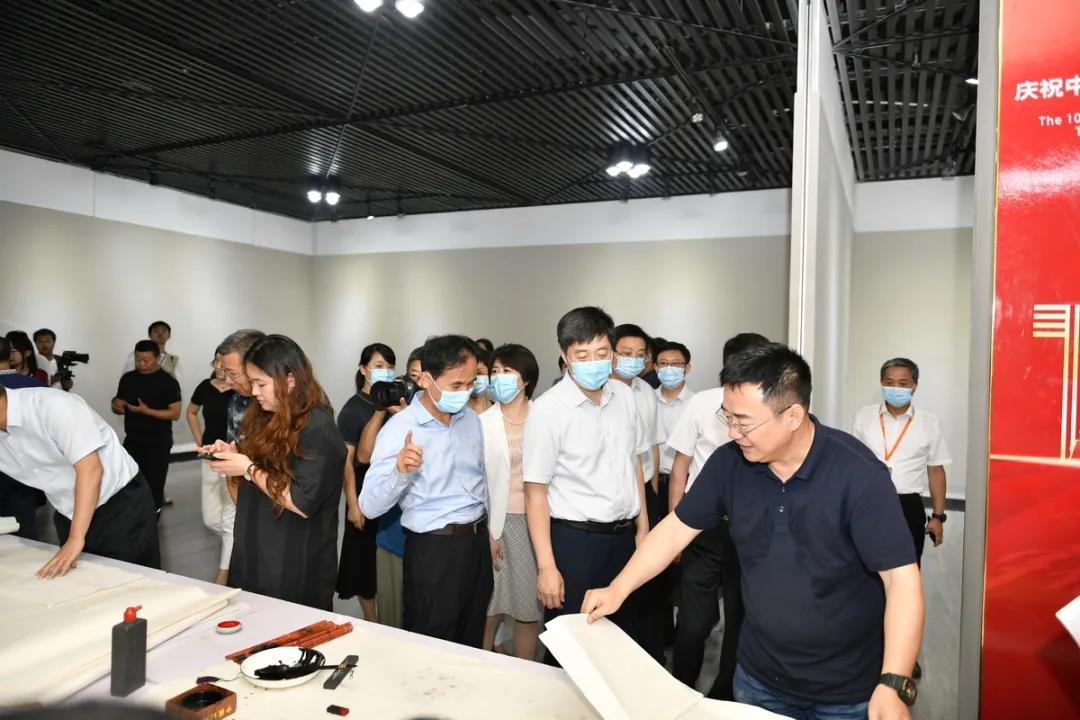 畅享文化盛宴 传承百年薪火——“文化名家进高校”暨“非遗进校园”走进安徽财经大学(图9)